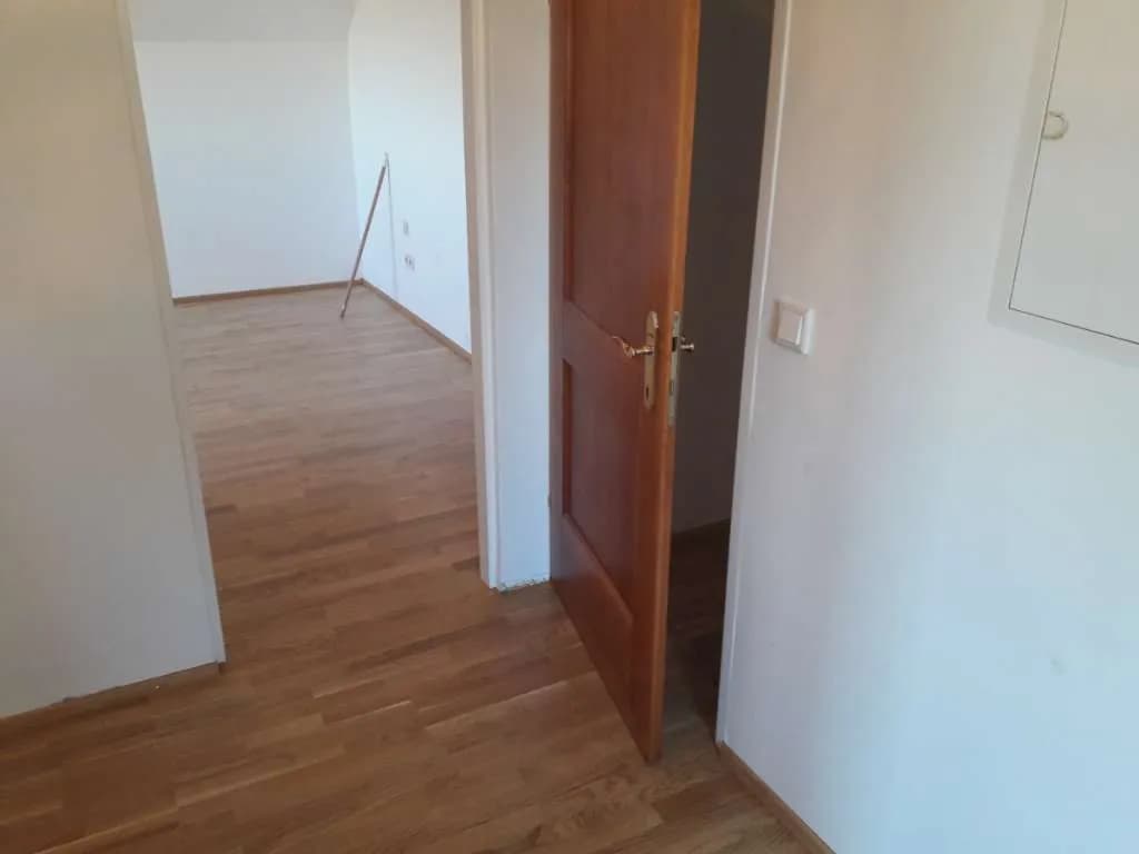 6-Zimmer-Wohnung mieten in Baden – 142 m², € 1.630 – Bild 18 von 32