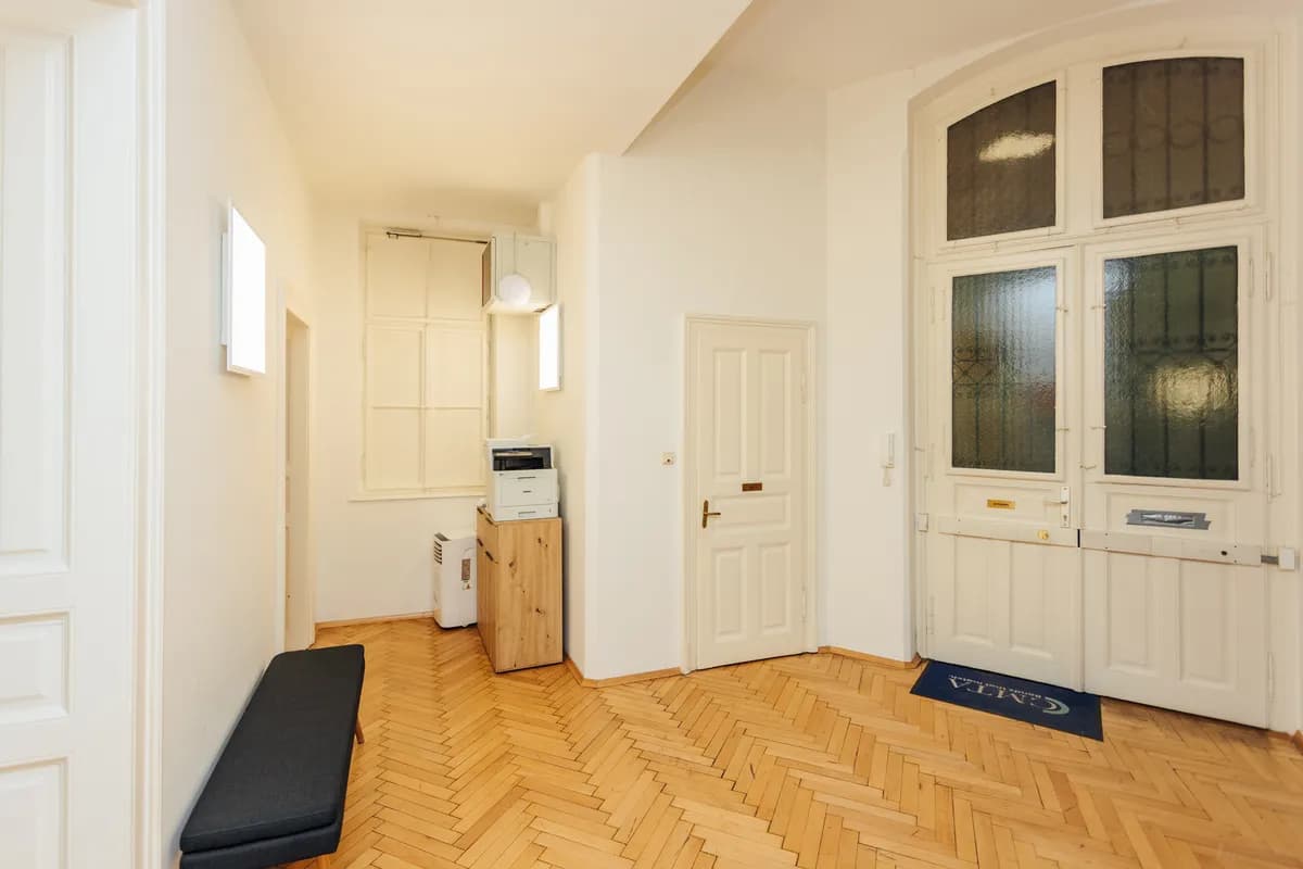 4-Zimmer-Gewerbeimmobilie mieten in Graz – 132 m², € 1.628 – Bild 2 von 17