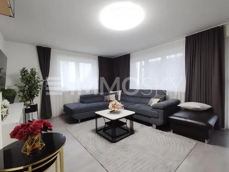 9-Zimmer-Haus kaufen in Feldkirch – 218 m², € 1.050.000 – Bild 2 von 5