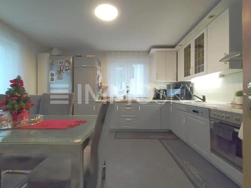 9-Zimmer-Haus kaufen in Feldkirch – 218 m², € 1.050.000 – Bild 3 von 5