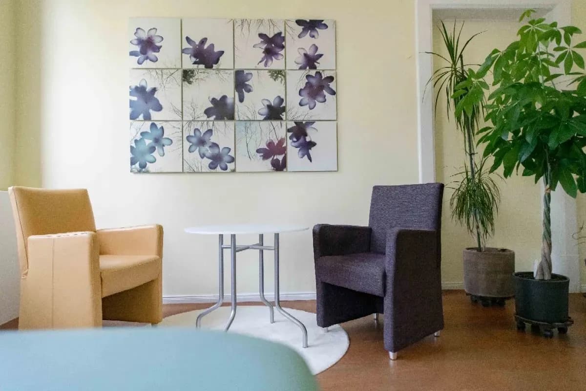 4-Zimmer-Gewerbeimmobilie mieten in Steyr – 114 m², € 1.363 – Bild 5 von 8