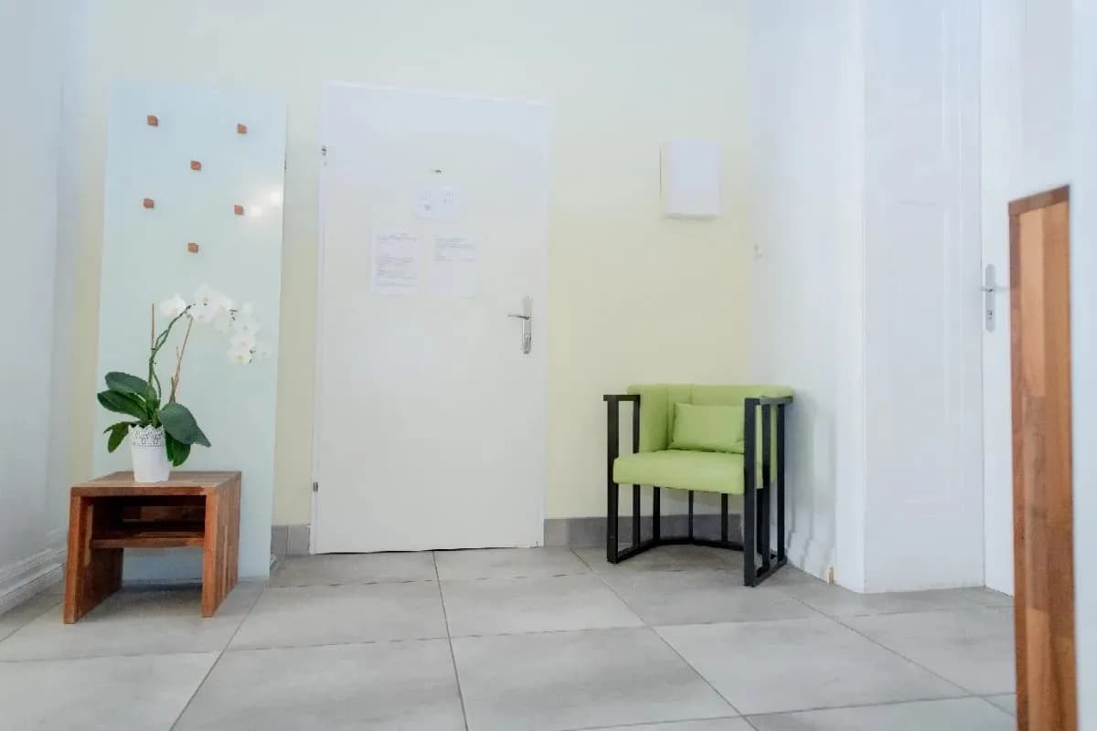 4-Zimmer-Gewerbeimmobilie mieten in Steyr – 114 m², € 1.363 – Bild 7 von 8