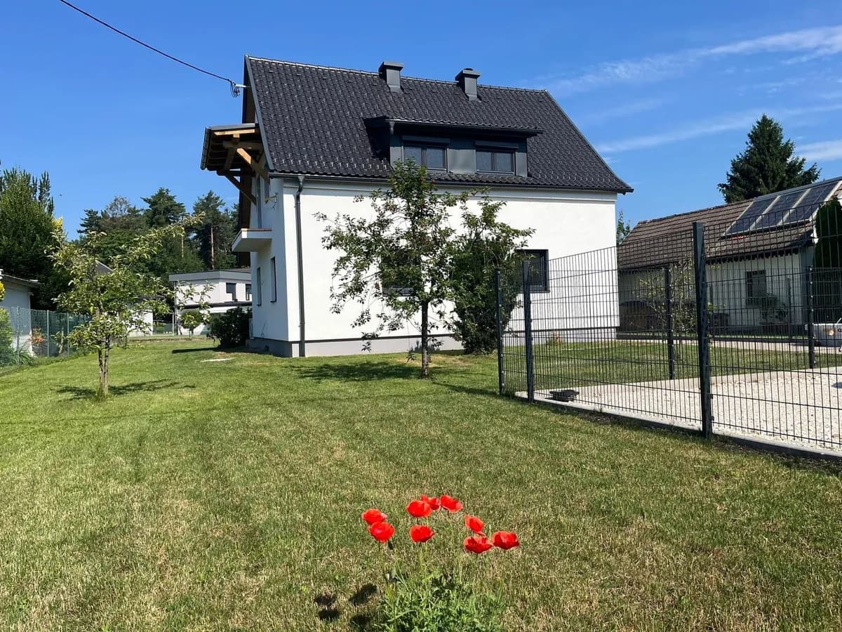 Haus mieten in Klagenfurt – 110 m², € 2.195