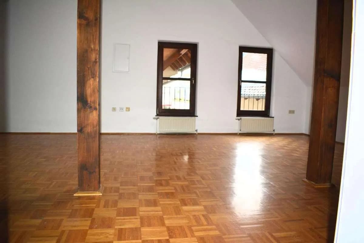 2-Zimmer-Wohnung mieten in Steyr – 77 m², € 597 – Bild 3 von 7
