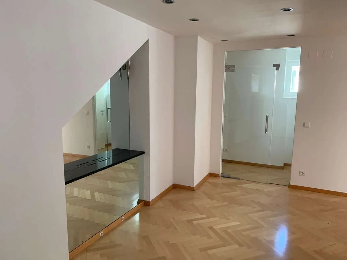 4-Zimmer-Wohnung mieten in Wien – 195 m², € 2.800 – Bild 17 von 22