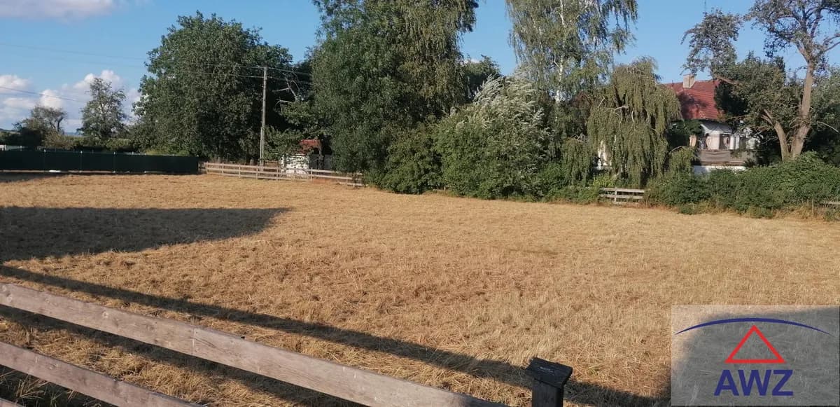 Grundstück kaufen in Wels-Land – 620 m²