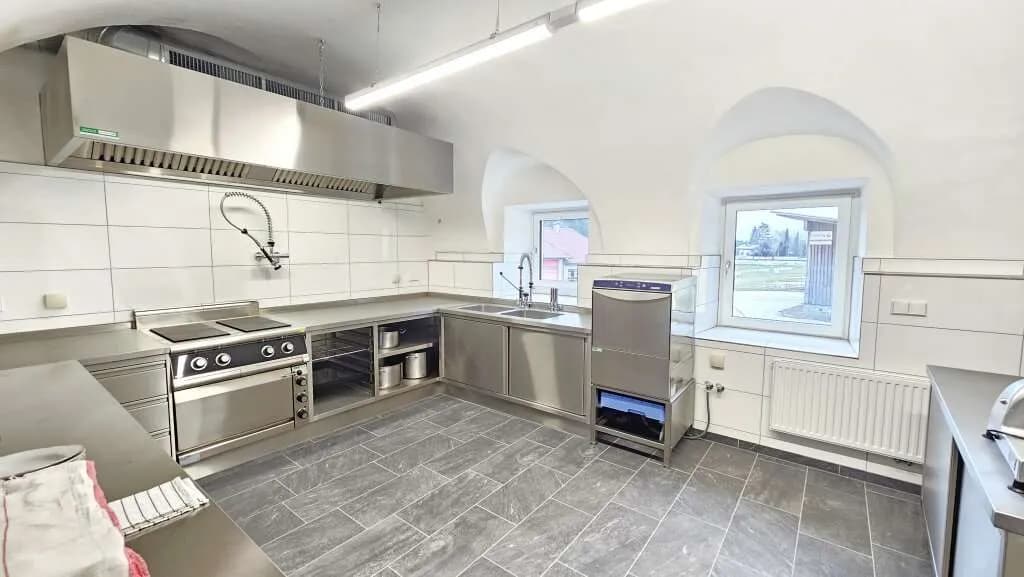 Gewerbeimmobilie mieten in Villach Land – 200 m², € 1.300 – Bild 8 von 20