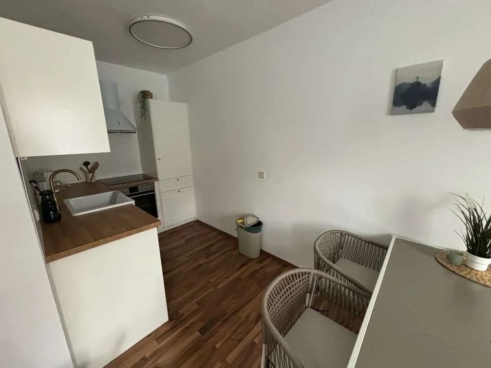 2-Zimmer-Wohnung mieten in Klagenfurt – 50 m², € 950 – Bild 4 von 5