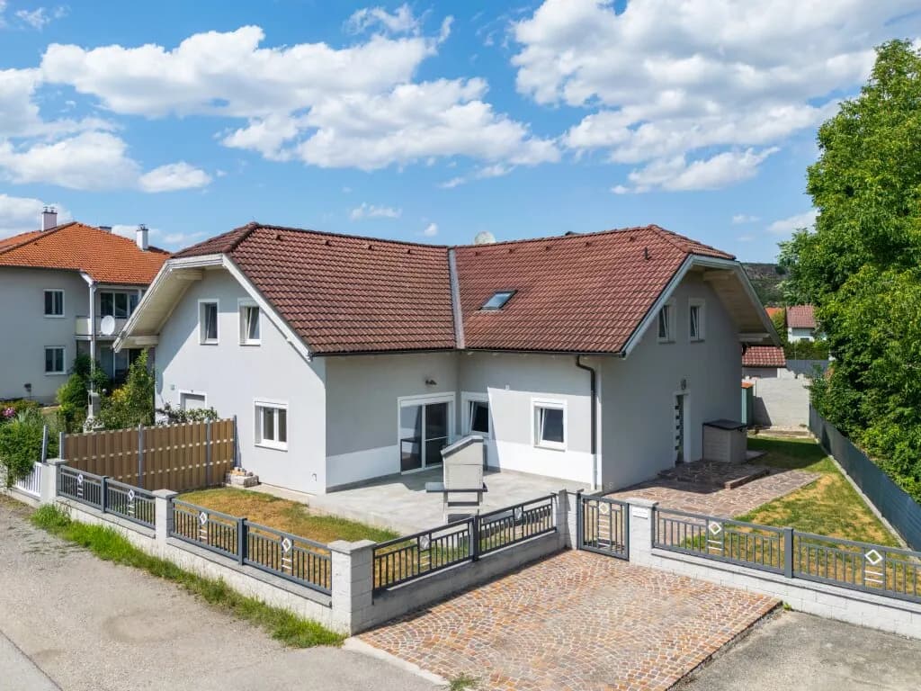 4-Zimmer-Haus kaufen in Tulln – 160,02 m², € 319.000 – Bild 2 von 16