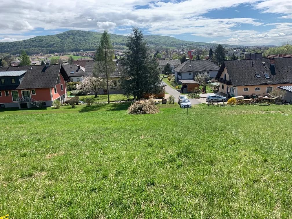 Grundstück kaufen in Südoststeiermark – 1 950 m², € 150.000