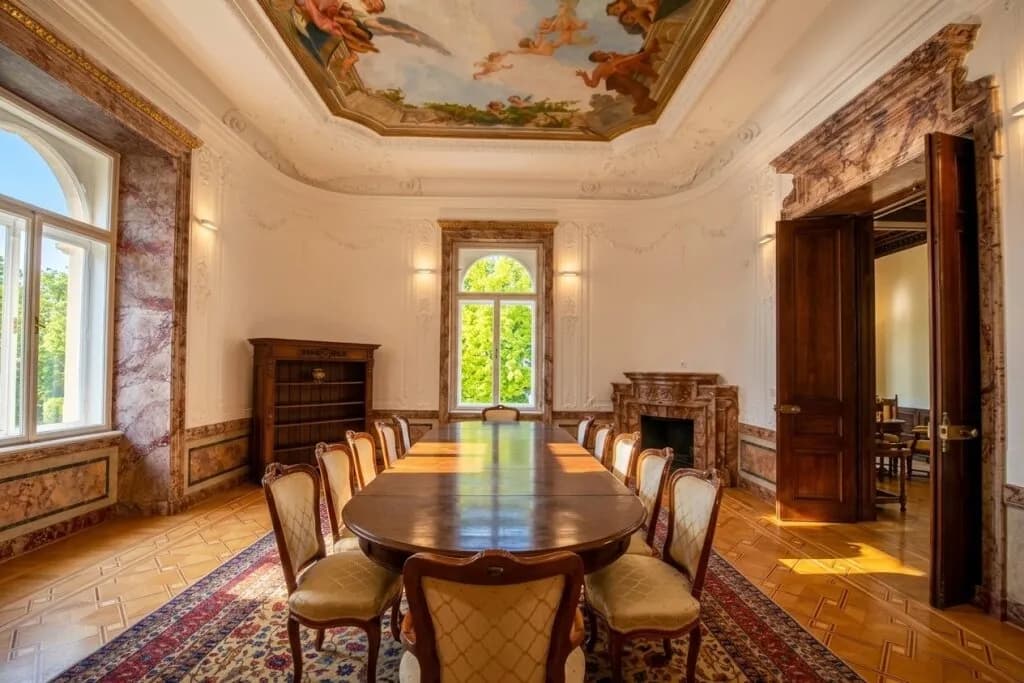 7-Zimmer-Wohnung mieten in Wien – 281,72 m², € 6.000
