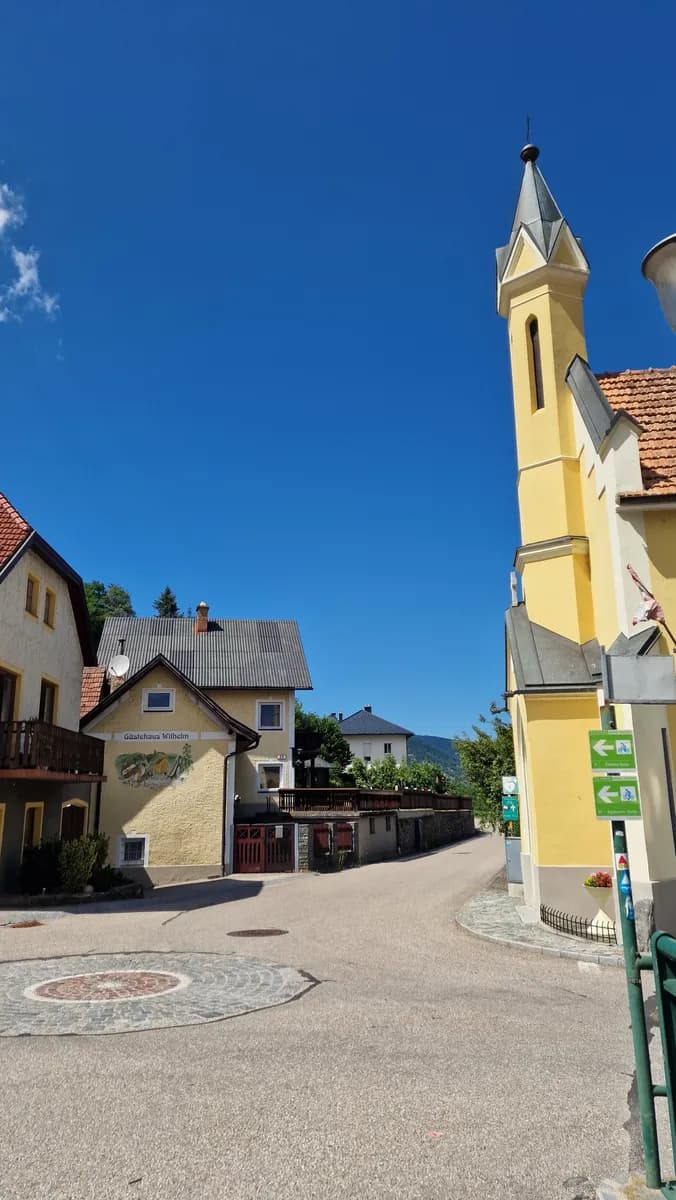7-Zimmer-Haus kaufen in Krems Land – 148 m², € 300.000 – Bild 2 von 43