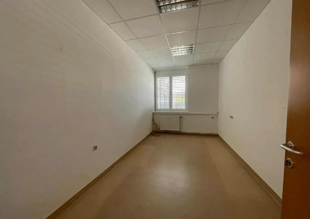 4-Zimmer-Gewerbeimmobilie mieten in Horn – 128,6 m², € 769 – Bild 5 von 8