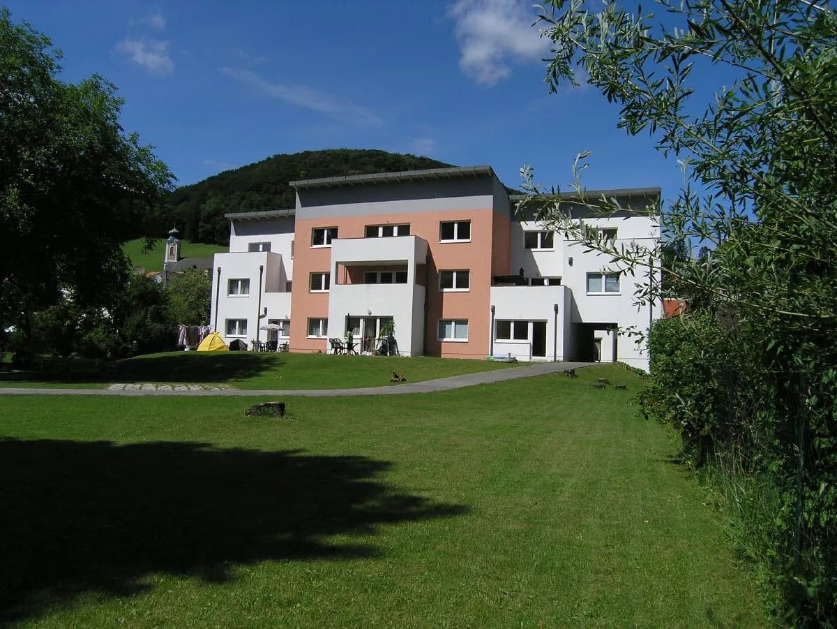 3-Zimmer-Wohnung mieten in Baden – 74,87 m², € 757 – Bild 3 von 6