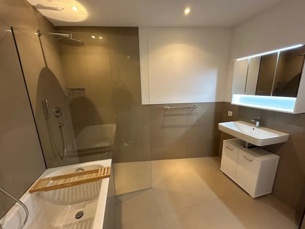 3-Zimmer-Wohnung mieten in Innsbruck – 110 m², € 2.695 – Bild 8 von 32