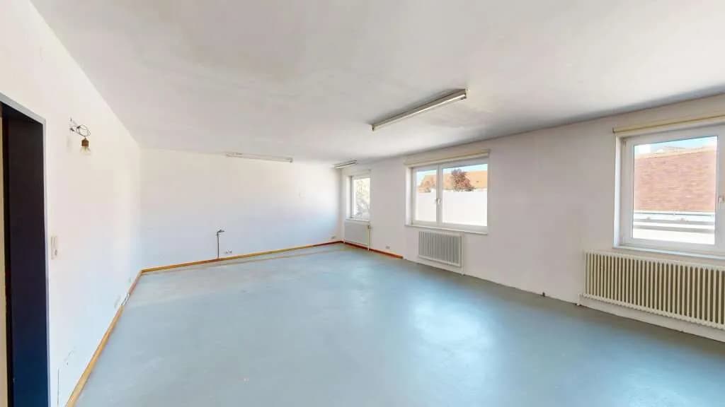 8-Zimmer-Gewerbeimmobilie kaufen in Gänserndorf – 245 m², € 749.000 – Bild 7 von 17