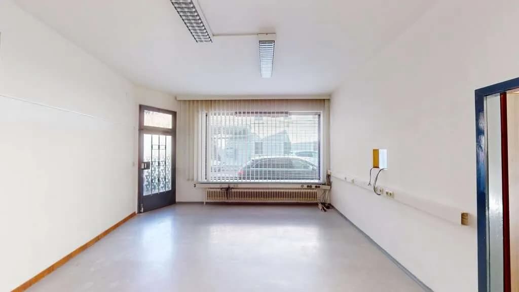 8-Zimmer-Gewerbeimmobilie kaufen in Gänserndorf – 245 m², € 749.000 – Bild 9 von 17