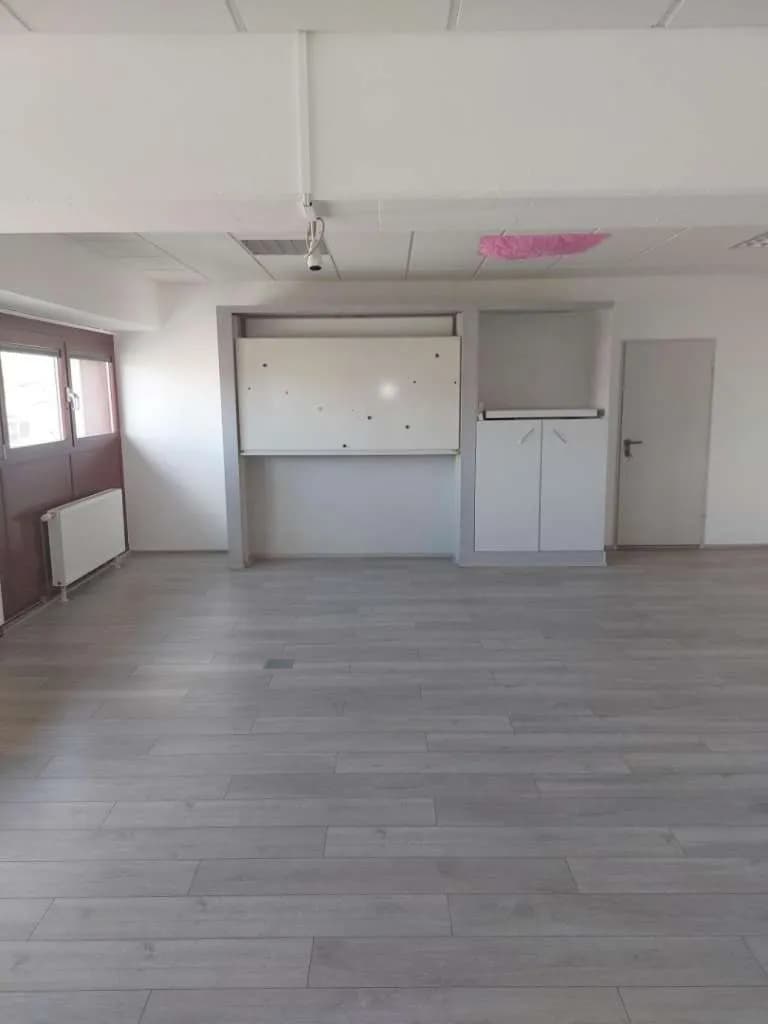 Gewerbeimmobilie mieten in Eferding – 141 m², € 1.038 – Bild 2 von 6