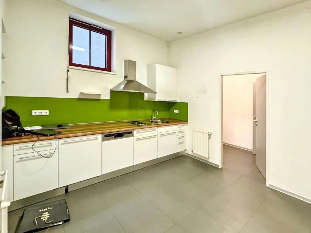 6-Zimmer-Gewerbeimmobilie mieten in Wien – 312 m², € 6.770 – Bild 9 von 9