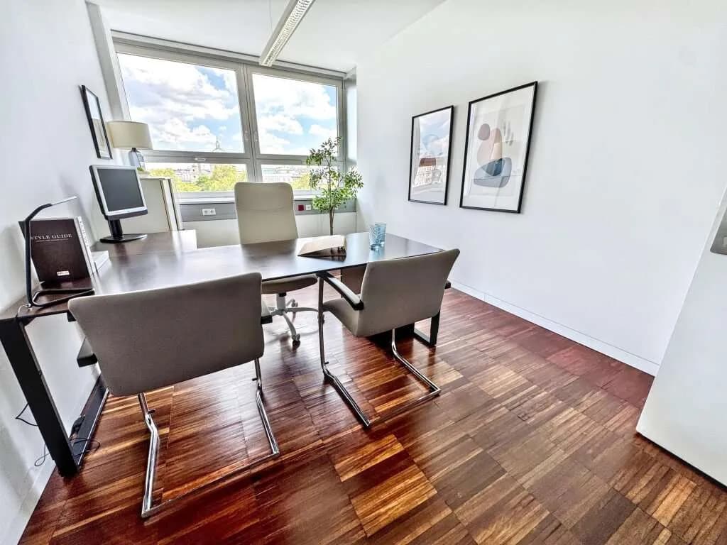 30-Zimmer-Gewerbeimmobilie mieten in Wien – 1 300 m², € 35.035 – Bild 3 von 17