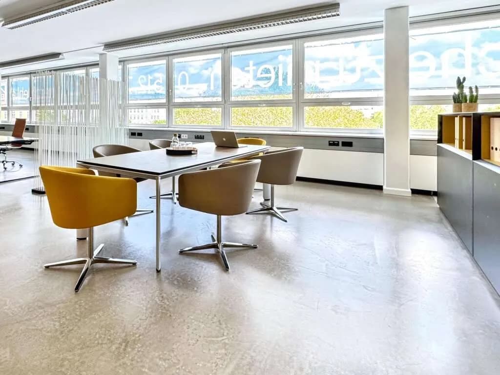 20-Zimmer-Gewerbeimmobilie mieten in Wien – 650 m², € 17.518 – Bild 2 von 19