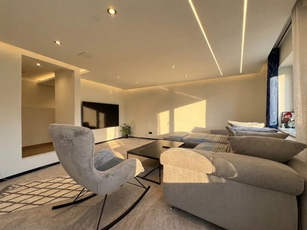 Immobilie kaufen in Gmunden – 235 m², € 798.000 – Bild 2 von 5
