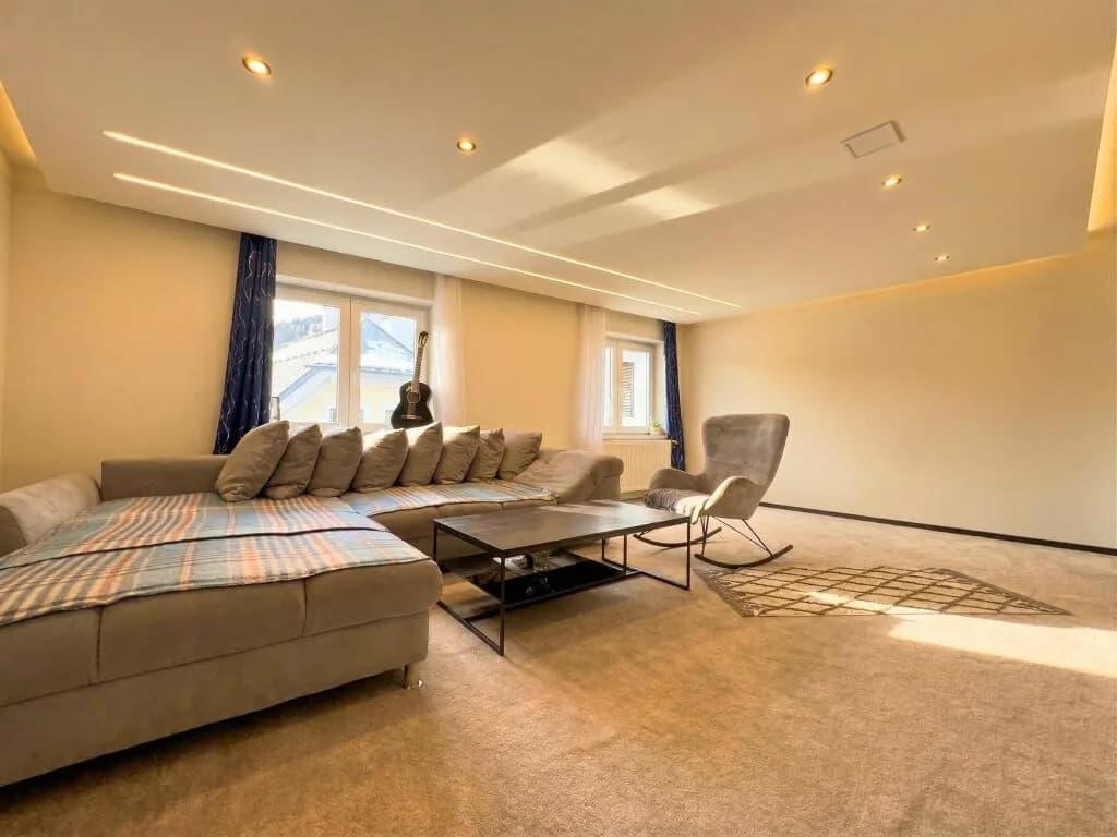 Immobilie kaufen in Gmunden – 235 m², € 798.000 – Bild 3 von 5