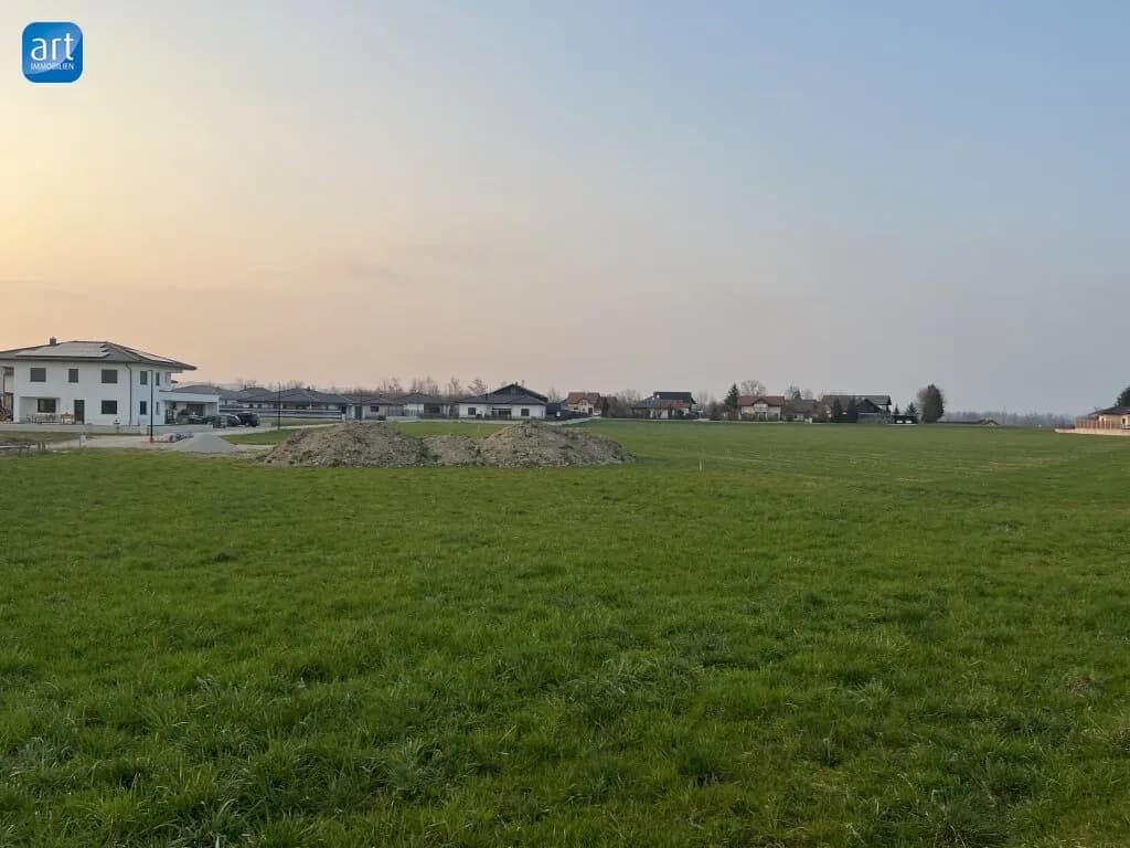 Grundstück kaufen in Ried im Innkreis – 1 015 m²