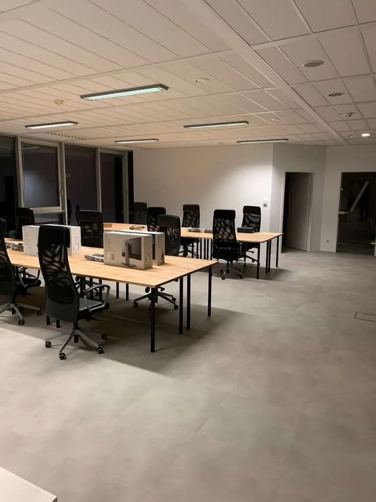 4-Zimmer-Gewerbeimmobilie mieten in Wien – 268 m², € 300 – Bild 3 von 9