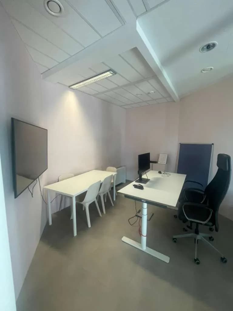 4-Zimmer-Gewerbeimmobilie mieten in Wien – 268 m², € 300 – Bild 8 von 9