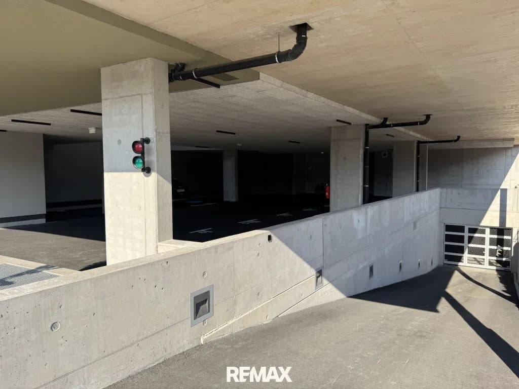 7-Zimmer-Gewerbeimmobilie kaufen in Gmunden – 237 m², € 1.185.000 – Bild 15 von 20