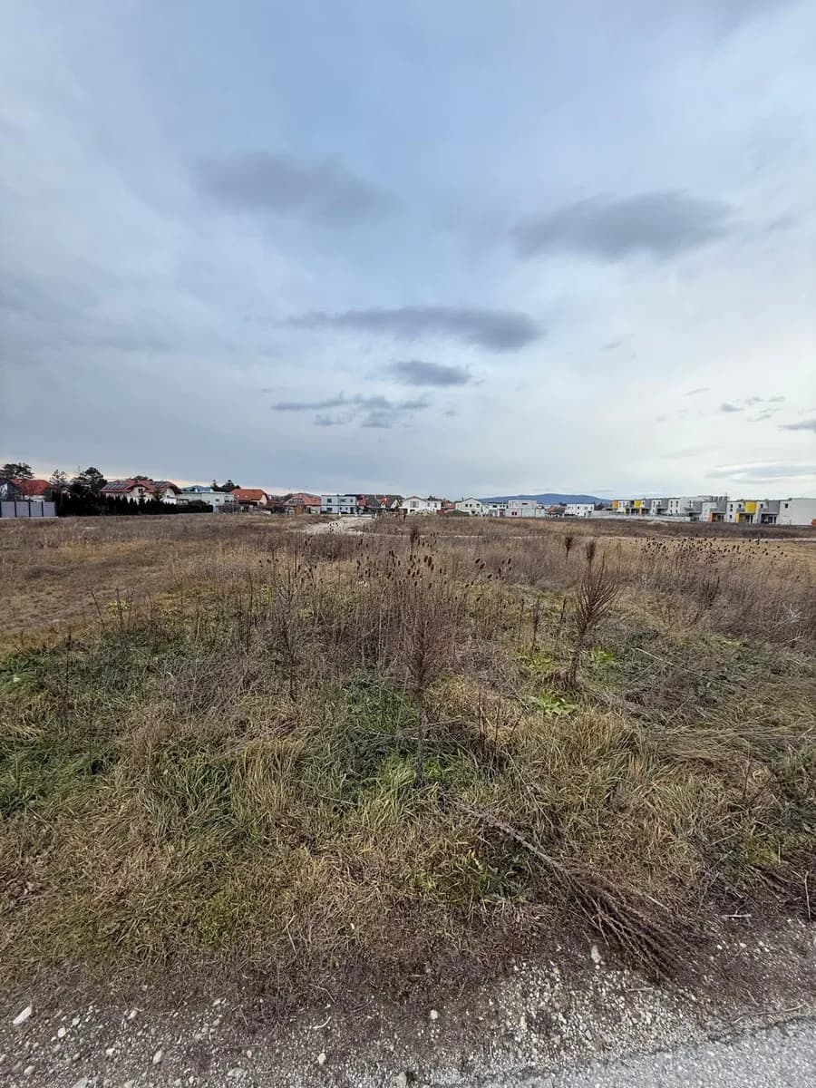 Grundstück kaufen in Baden – 586 m², € 275.000 – Bild 3 von 5