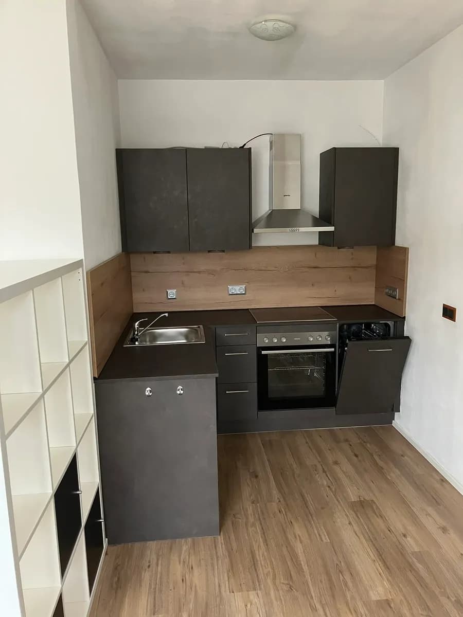 1-Zimmer-Wohnung mieten in Linz – 28 m², € 545 – Bild 2 von 10