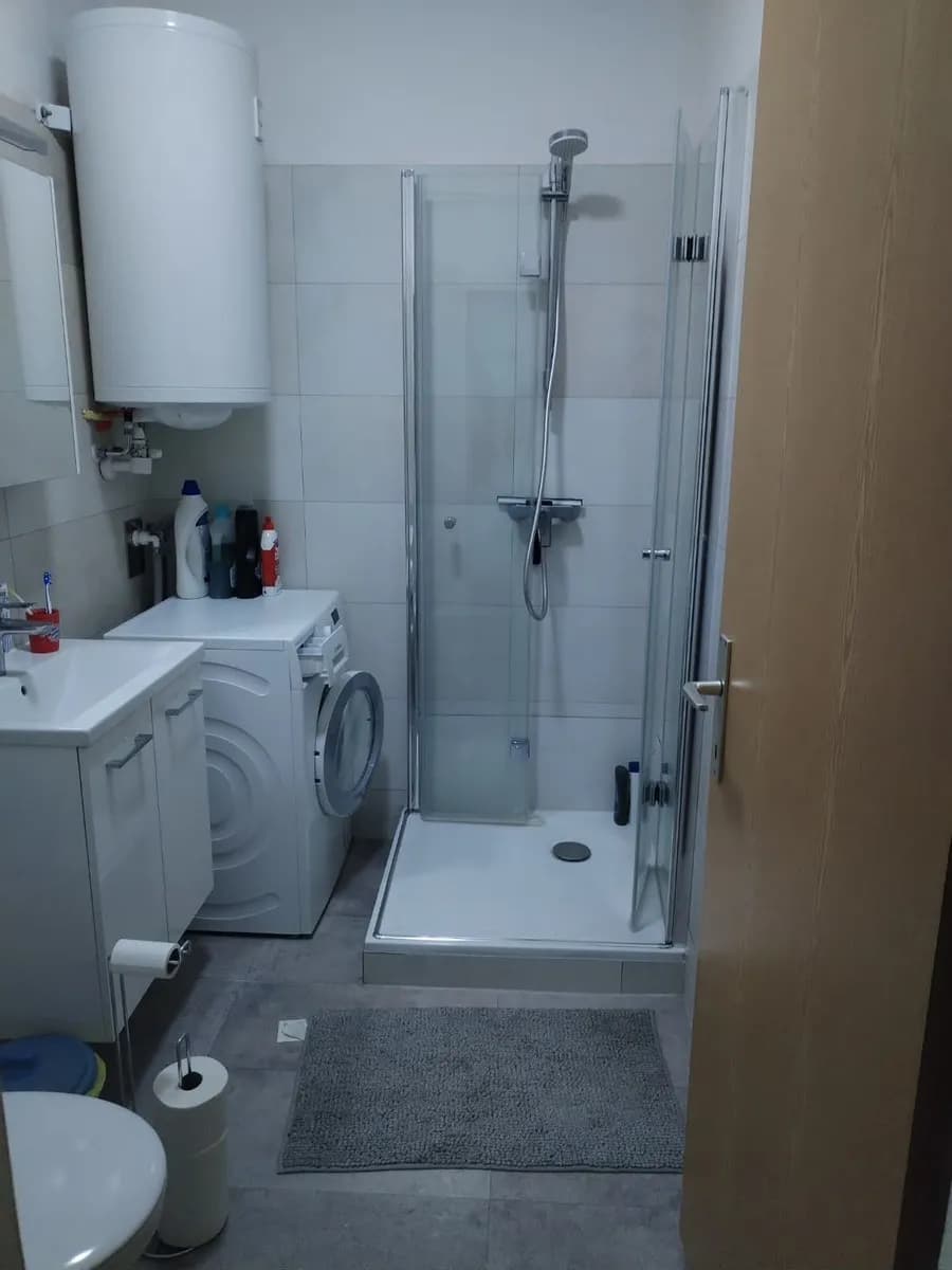 1-Zimmer-Wohnung mieten in Linz – 28 m², € 545 – Bild 3 von 10