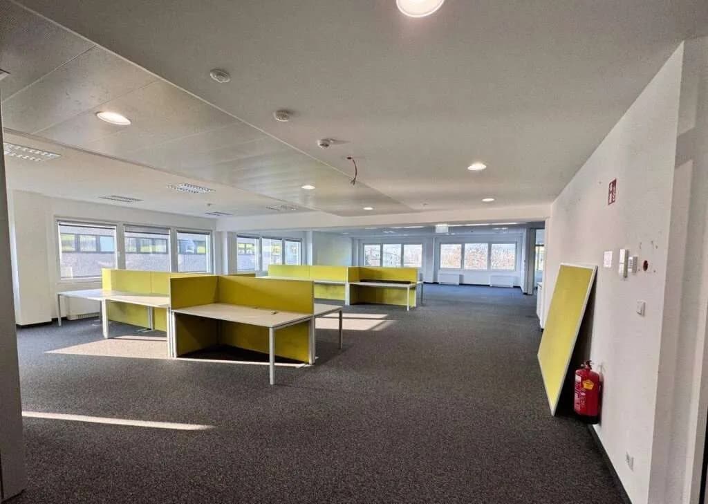 Gewerbeimmobilie mieten in Linz – 385 m², € 7.048 – Bild 2 von 10
