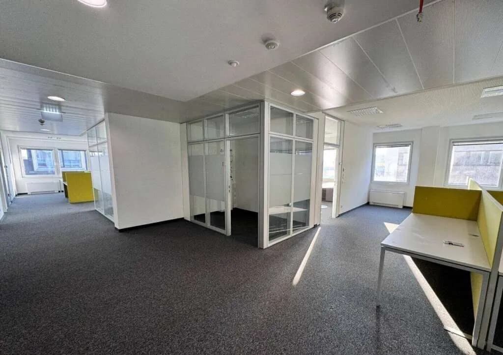 Gewerbeimmobilie mieten in Linz – 385 m², € 7.048 – Bild 3 von 10