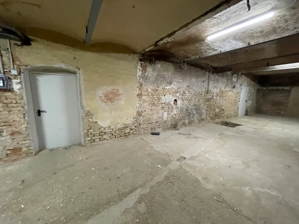 Gewerbeimmobilie mieten in Wien – 115 m², € 4 – Bild 4 von 6