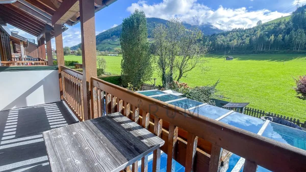 5-Zimmer-Haus kaufen in Zell am See – 178 m², € 549.000