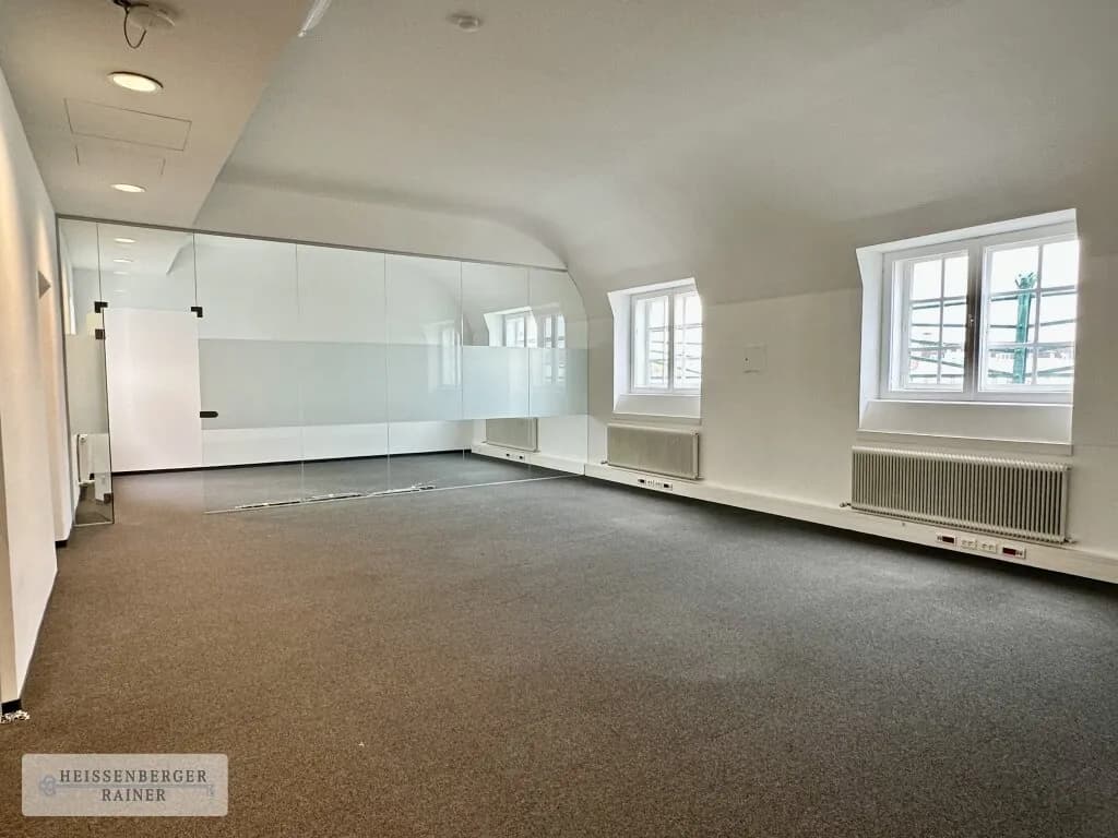 5-Zimmer-Gewerbeimmobilie mieten in Wien – 333 m², € 6.090 – Bild 2 von 12