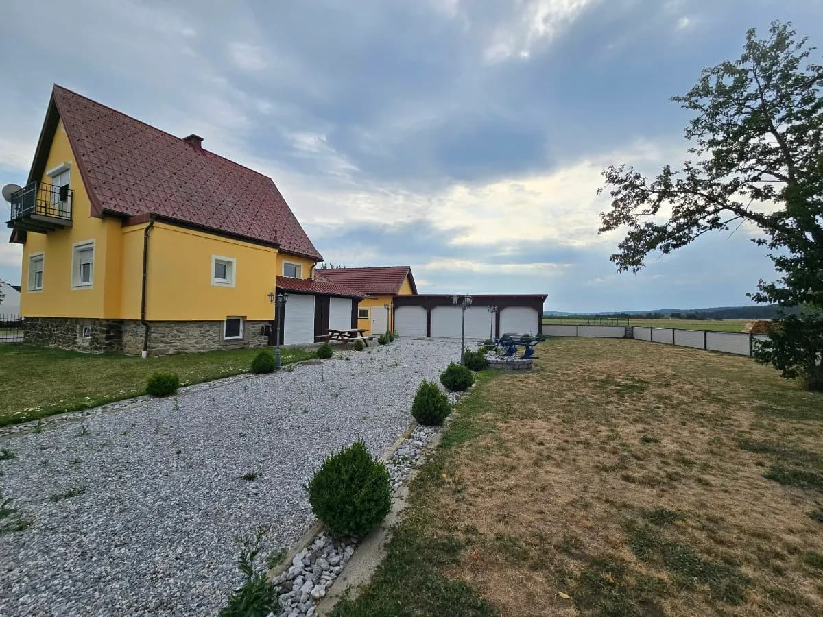 5-Zimmer-Haus mieten in Zwettl – 113 m², € 1.450 – Bild 3 von 37