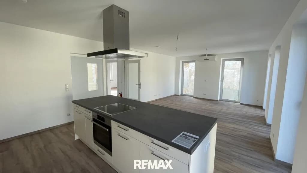 2-Zimmer-Wohnung mieten in Amstetten – 114 m², € 1.070 – Bild 2 von 7
