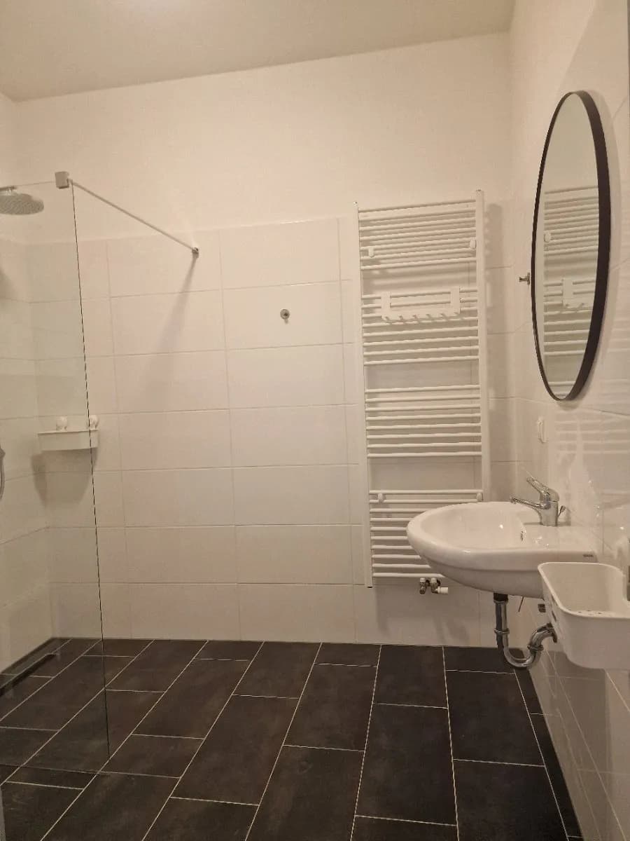 5-Zimmer-Wohnung mieten in Wien – 100 m², € 650 – Bild 13 von 26