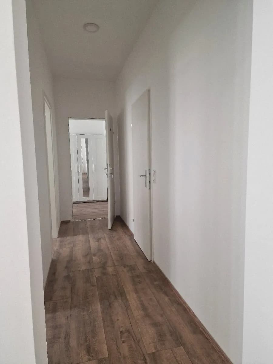 5-Zimmer-Wohnung mieten in Wien – 100 m², € 650 – Bild 20 von 26