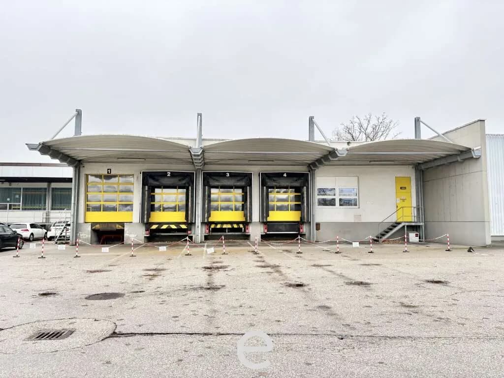 Gewerbeimmobilie mieten in Wels – 3 089 m², € 18.875 – Bild 2 von 16