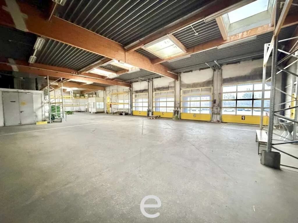 Gewerbeimmobilie mieten in Wels – 3 089 m², € 18.875 – Bild 10 von 16