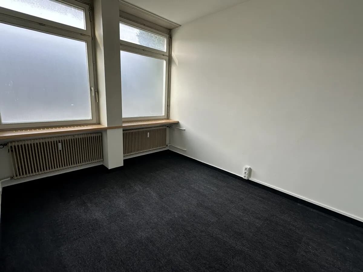 2-Zimmer-Gewerbeimmobilie mieten in Bregenz – 44 m², € 655 – Bild 2 von 5
