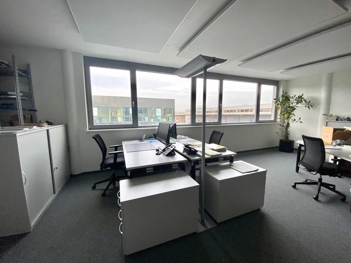 4-Zimmer-Gewerbeimmobilie mieten in Dornbirn – 163 m², € 1.630 – Bild 3 von 5