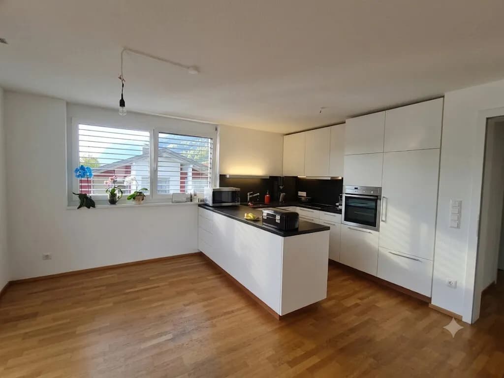 4-Zimmer-Wohnung mieten in Bregenz – 91 m², € 1.930 – Bild 2 von 7
