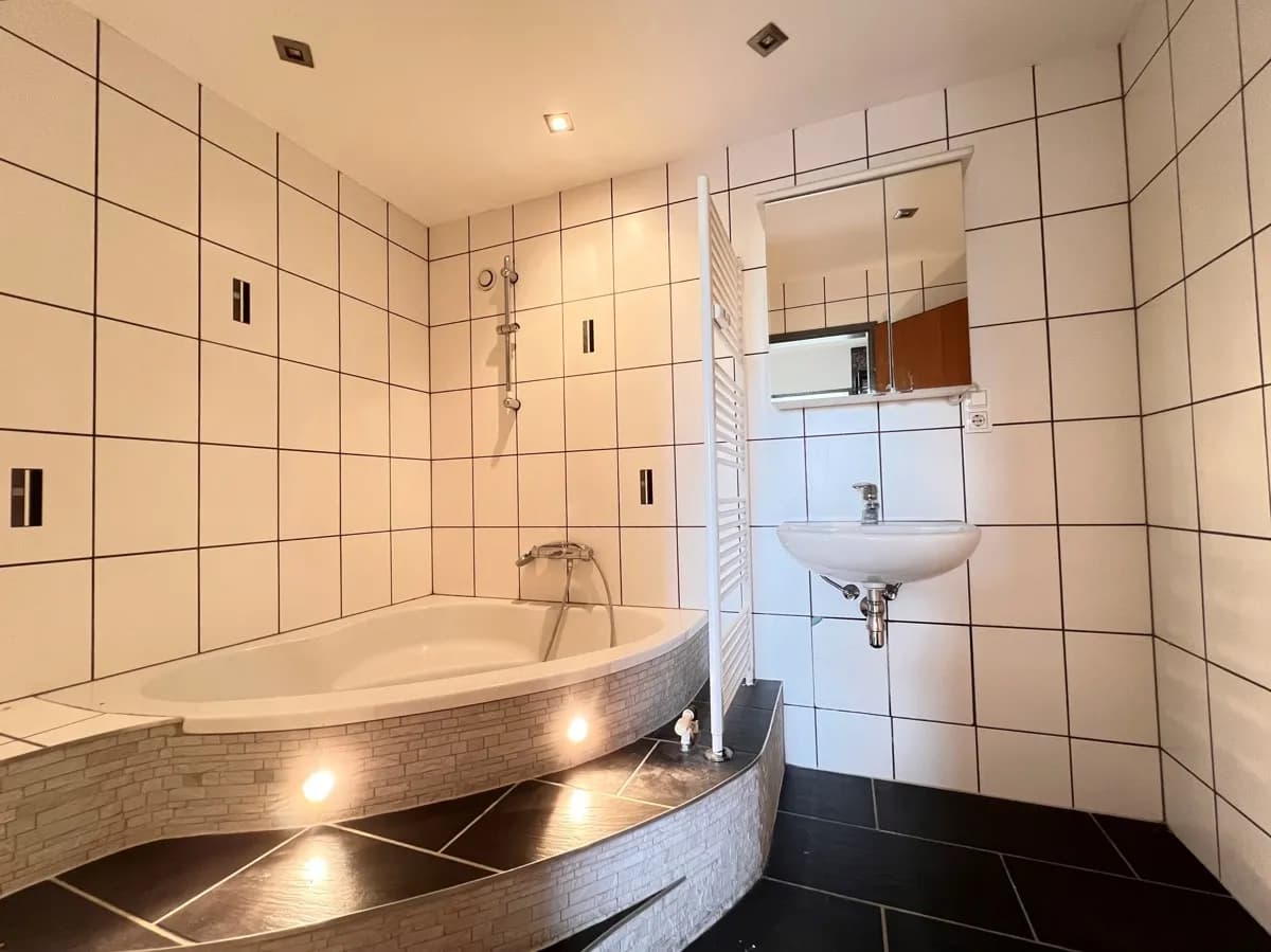3-Zimmer-Wohnung kaufen in Dornbirn – 75,42 m², € 270.000 – Bild 8 von 12