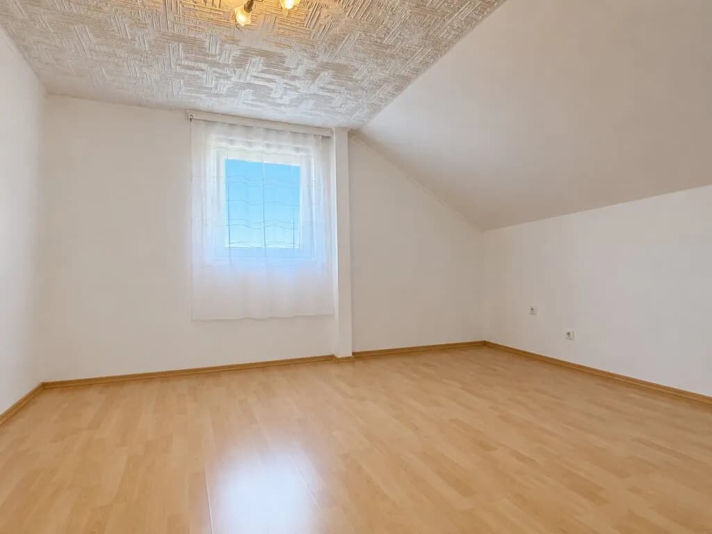 3-Zimmer-Haus mieten in Mistelbach – 96 m², € 790 – Bild 6 von 17